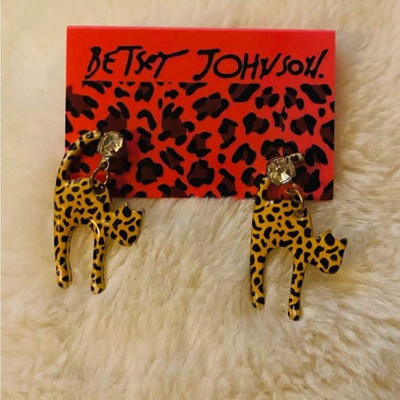 Betsy Johnson leopard earrings! New - Picture 1 of 1